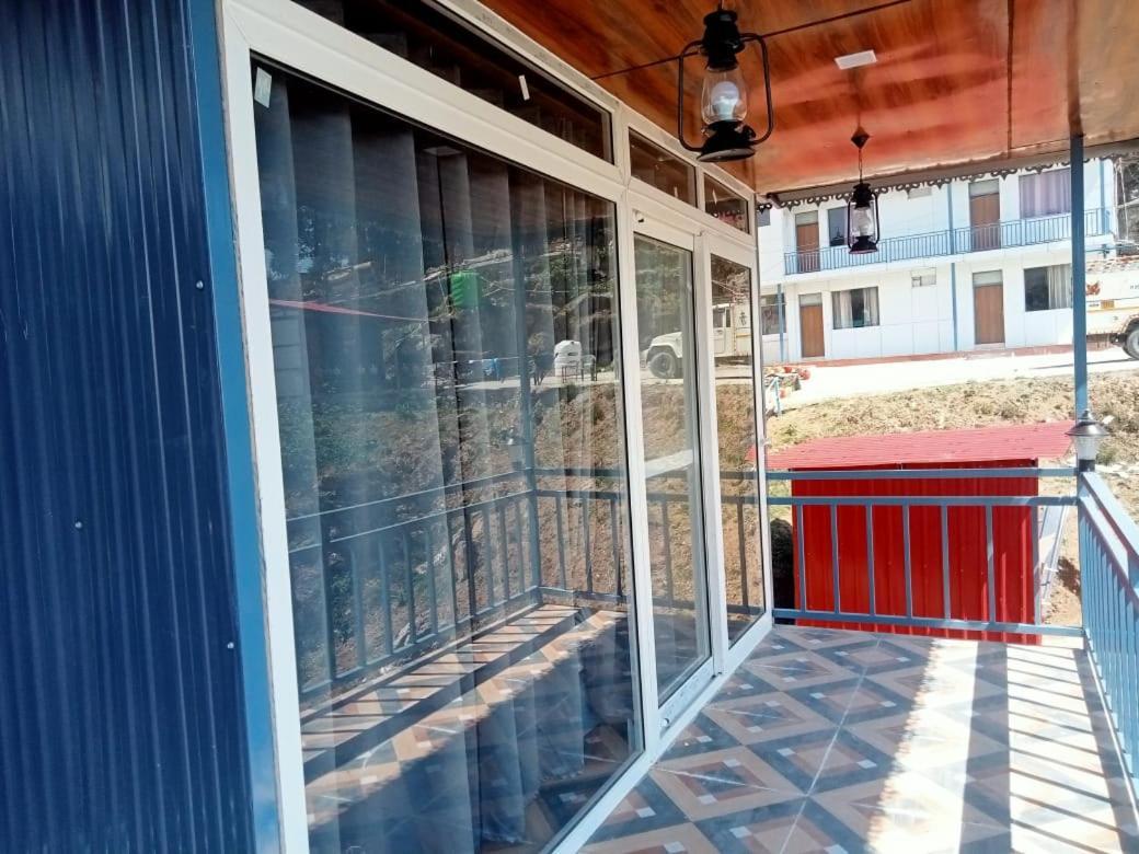 Silver Dew Resorts And Restaurant Dhanaulti Exteriér fotografie