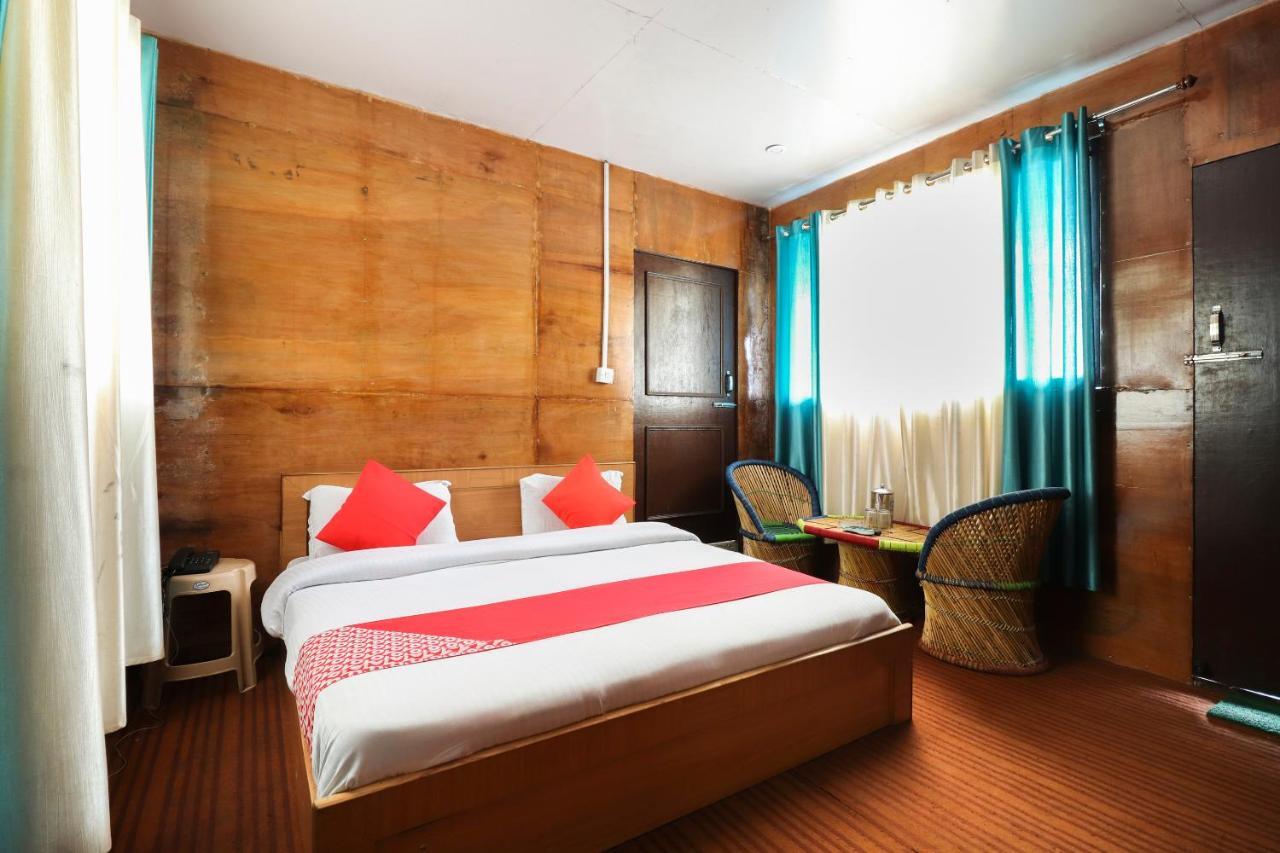 Silver Dew Resorts And Restaurant Dhanaulti Exteriér fotografie