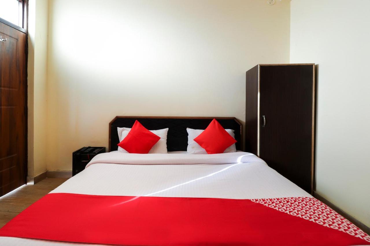 Silver Dew Resorts And Restaurant Dhanaulti Exteriér fotografie