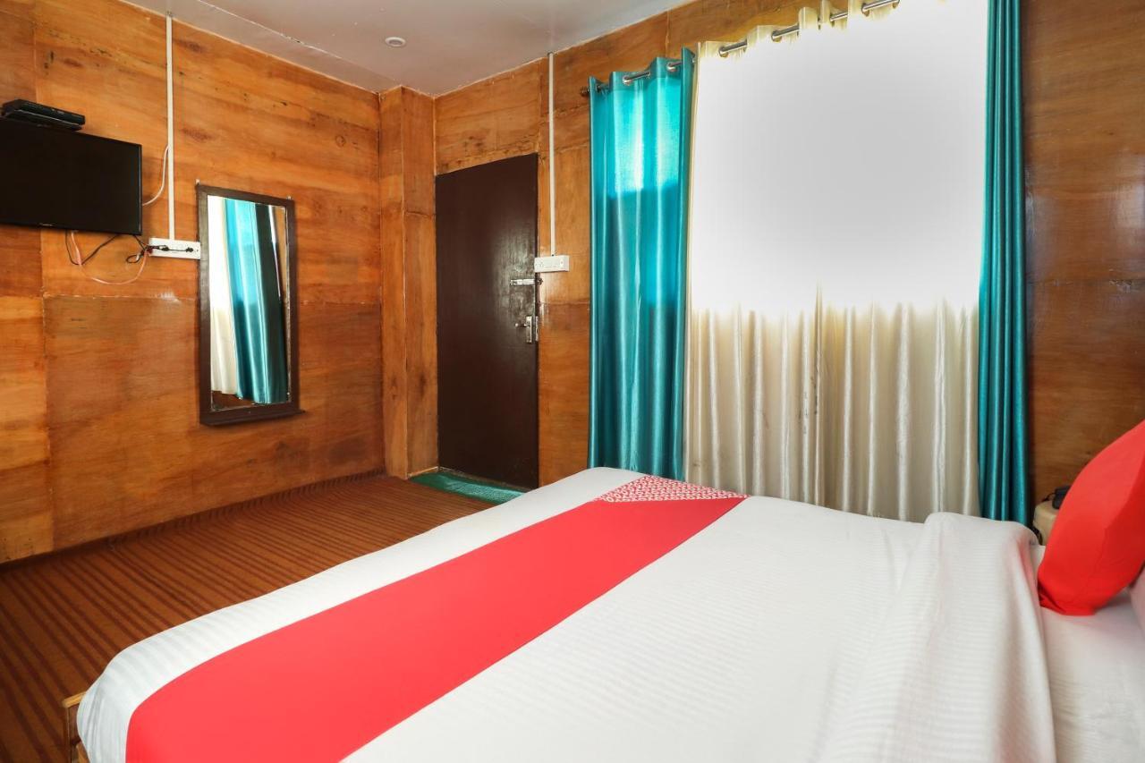 Silver Dew Resorts And Restaurant Dhanaulti Exteriér fotografie